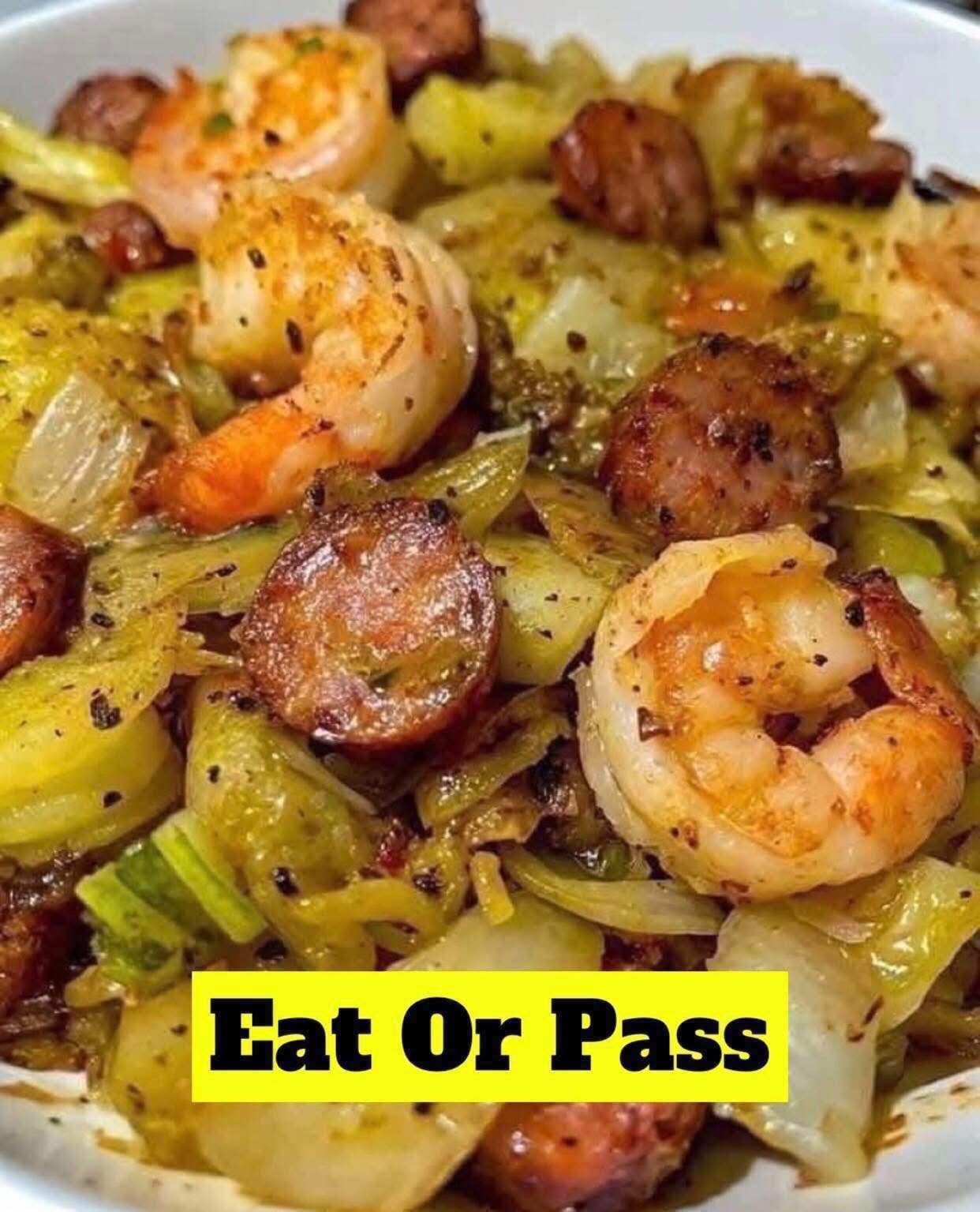 Fried Cabbage with Shrimp, Sausage & Bacon 🥬🍤🥓 535042295_1273009977811227_7289145813613725706_n