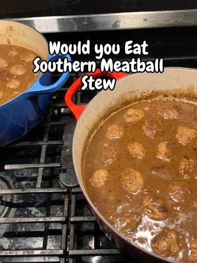 For a delicious Southern Meatball Stew, follow this simple recipe 558657860_728385970214173_7623776840447921476_n