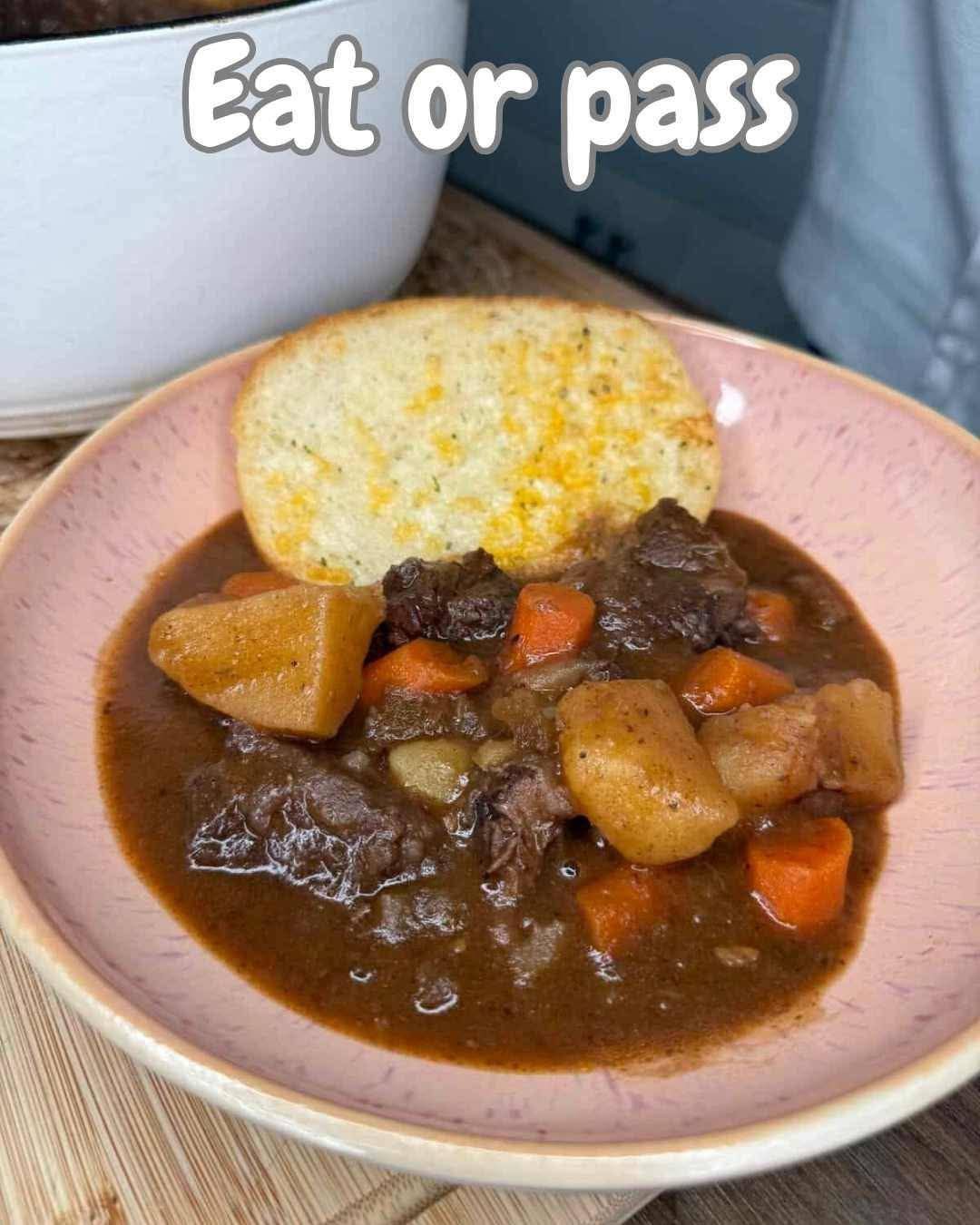For this hearty and comforting dish 559741333_731645996554837_1479288669851459272_n