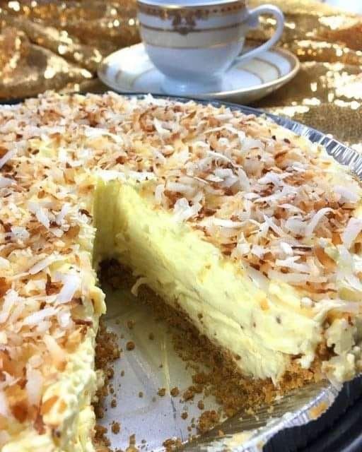 ππ₯§ No-Bake Pineapple Pie with Cool Whip! ππ₯§ 582883025_2592031791149690_6037497255292498785_n