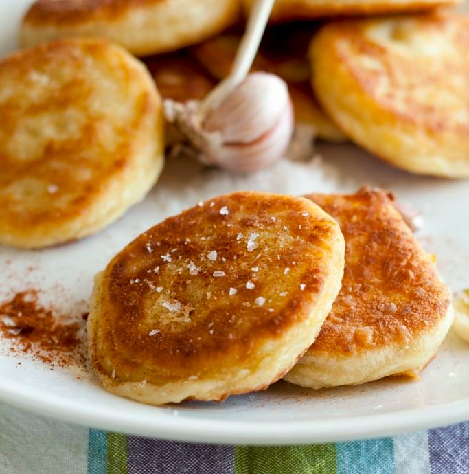 🥔🇭🇺 Krumplis Lángos (Hungarian Potato Cakes) fae202ca587b94be4e4020d3b7ca2c1f (4)