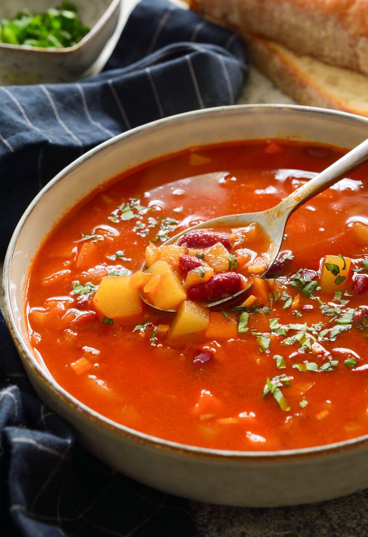 🌶️ Vegan Hungarian Goulash (Gulyás) vegan-Hungarian-goulash-picture