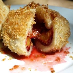 Hungarian Plum Dumplings (Szilvas gomboc) 61faf9ecca1faf6d639bf2d9dc327deb