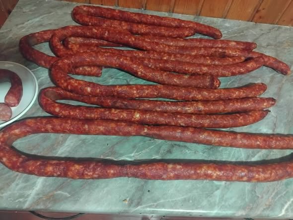 Hungarian Smoked Sausage (Kolbász) 🇭🇺 642400436_1654111332824723_1325248493614947733_n
