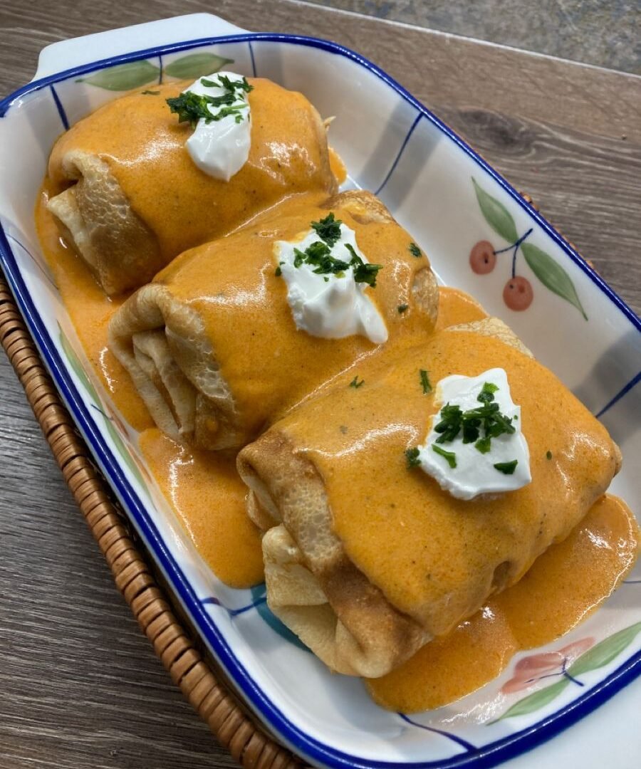 Hungarian Meat Pancakes (Hortobágyi Palacsinta) 9cddfd1d90dd0b77a35d64e54a4487a7