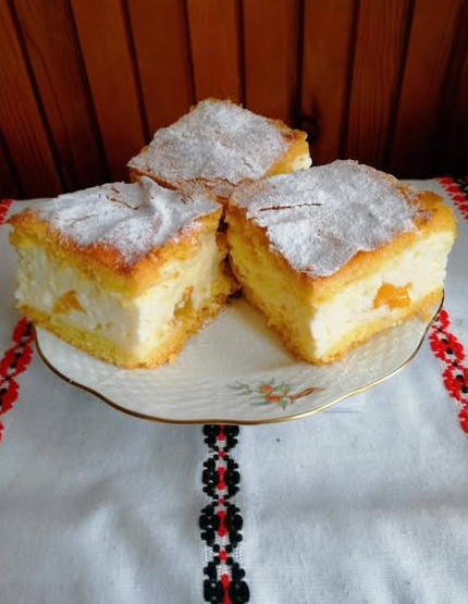 🇭🇺 Hungarian Őszibarackos Tejfölös Sütemény (Peach & Sour Cream Cake) – Don’t Lose This Recipe! Screenshot 2026-05-30 120441